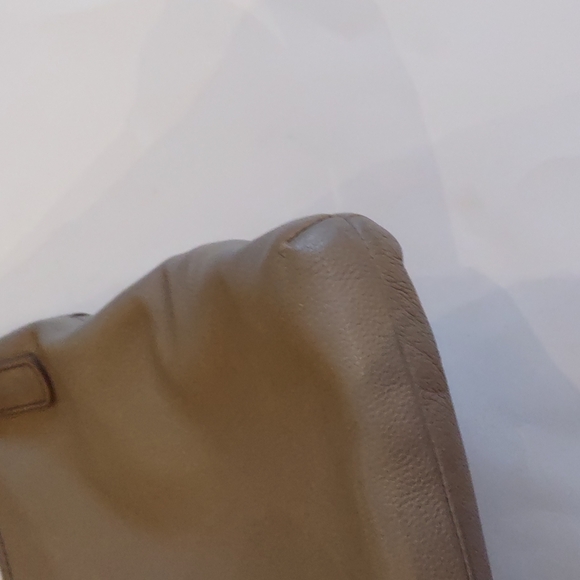 Genuine leather shoulder bag by Fossil 🍀 - Picture 7 of 12